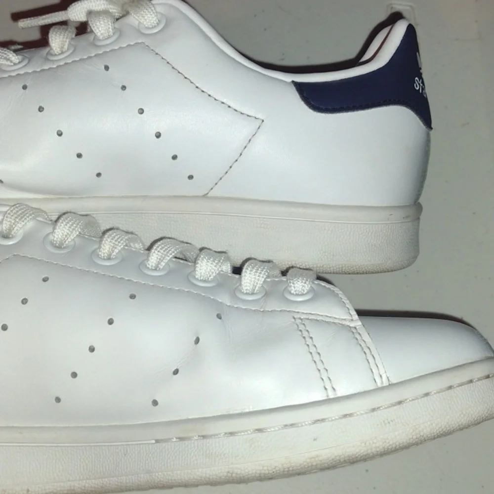 ADIDAS Stan Smith White Sneakers  size 7